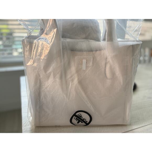 Michael Kors Leida Large Leather Tote - Vanilla - Picture 3 of 4